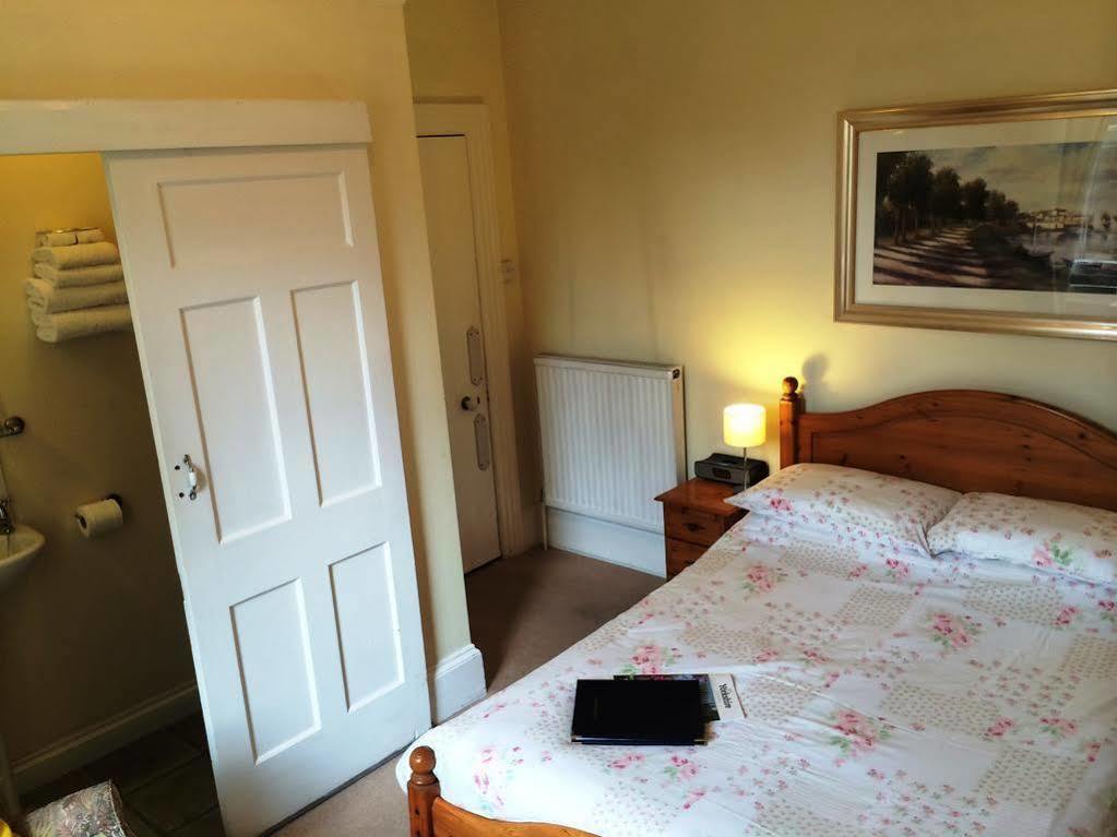 Dairy Guest House York Eksteriør bilde